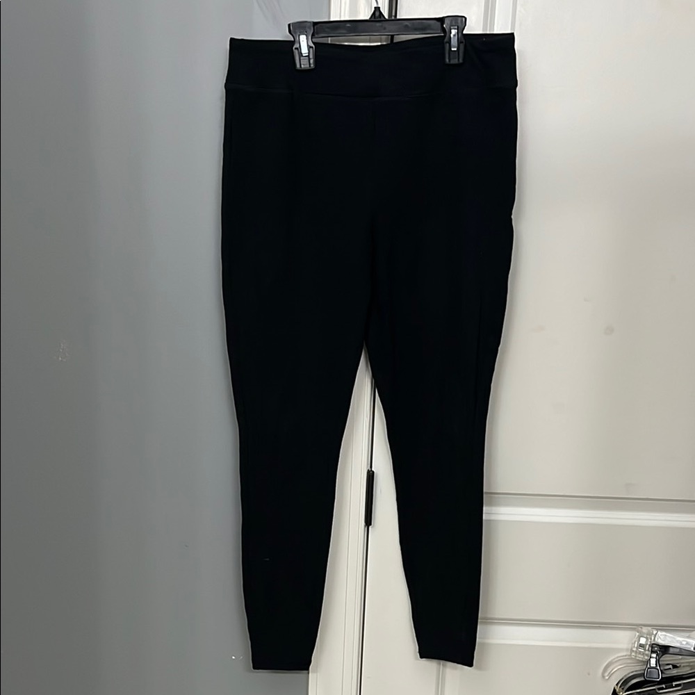 Eddie Bauer Black Slim Fit Leggings Stretchy Fabric